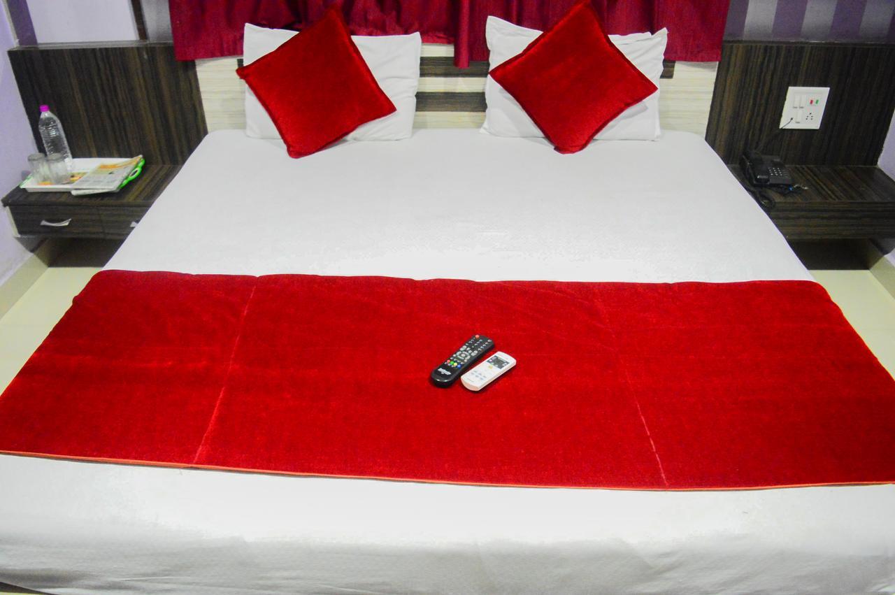 Hotel Royal Palace - 150 Meters From Mahakal Temple Ujjain Eksteriør bilde